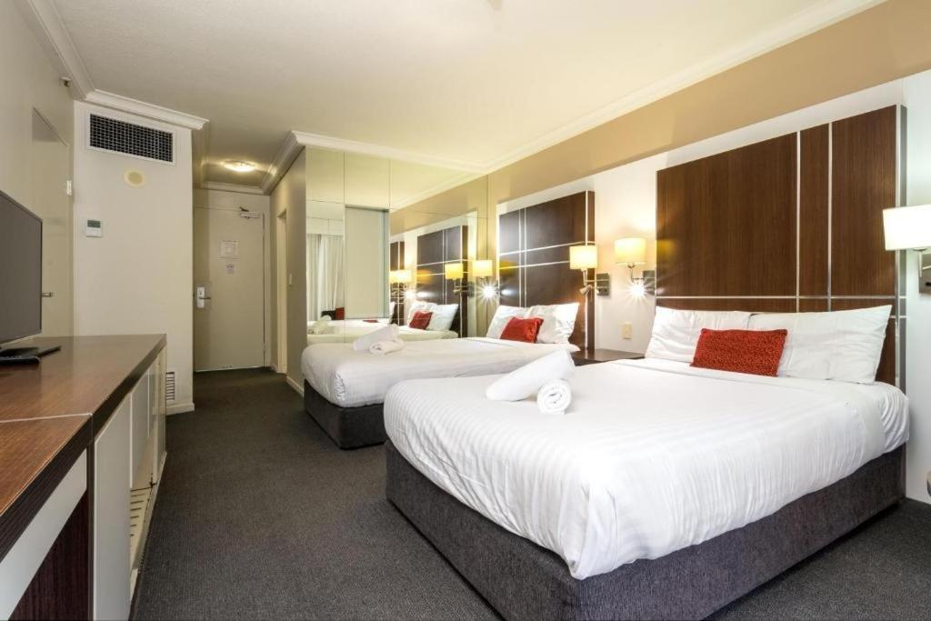 Close To Everything! Beautiful Hotel Studio'S, Sleeps 4 Gold Coast Eksteriør bilde