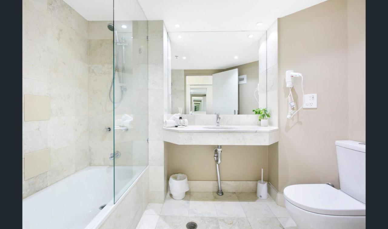 Close To Everything! Beautiful Hotel Studio'S, Sleeps 4 Gold Coast Eksteriør bilde